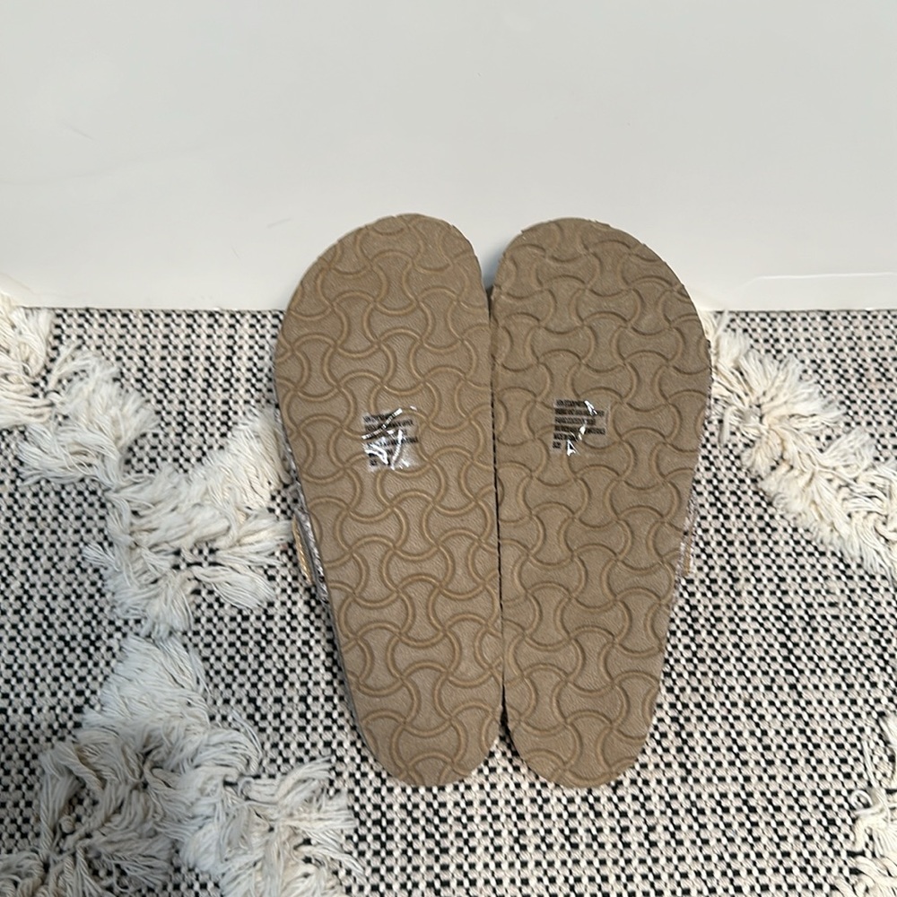 Joan Boyce Strappy Sandals With Jewels - Picture 10 of 12